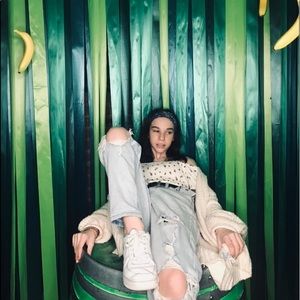 Meet your Posher, Izzy